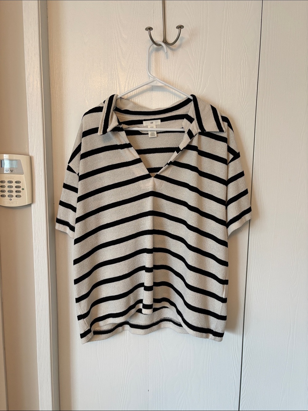 H&M Black & Cream Striped Collared Top
